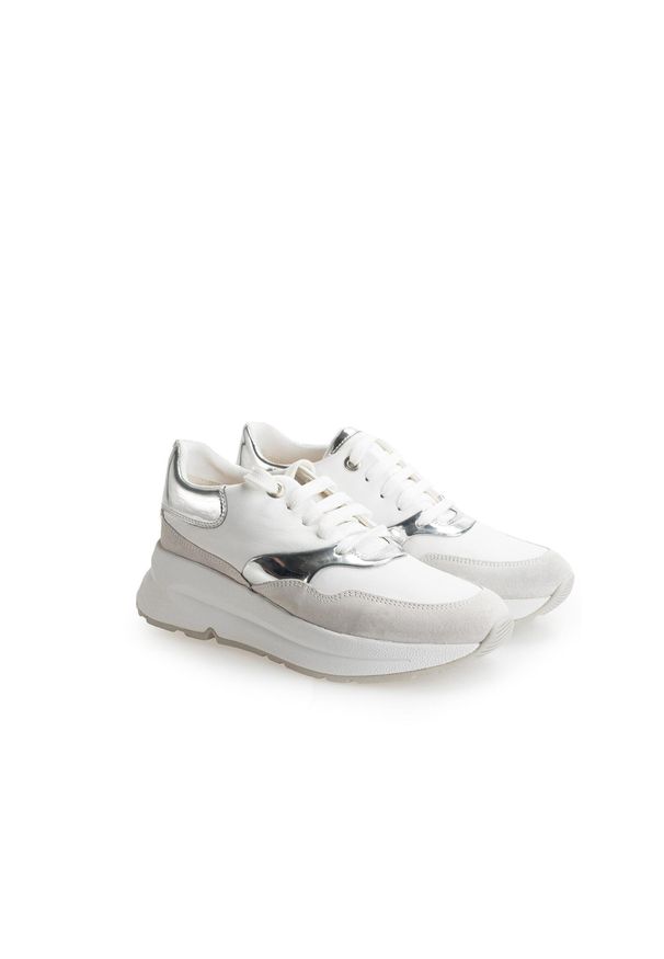 Geox - Buty do chodzenia damskie Backsie. Kolor: biały. Materiał: skóra ekologiczna. Sport: turystyka piesza