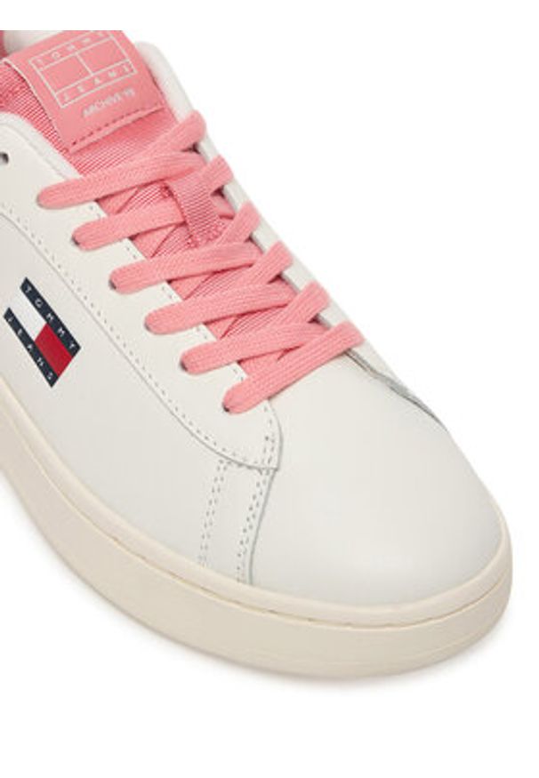 Tommy Jeans Sneakersy Archive' 98 EN0EN02815 Biały. Kolor: biały. Materiał: skóra