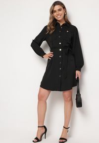 Born2be - Czarna Sukienka Koszulowa z Wiązanym Paskiem Bufiastymi Rękawami Blemianna. Okazja: na co dzień, na spotkanie biznesowe. Kolor: czarny. Typ sukienki: koszulowe. Styl: casual, biznesowy #7