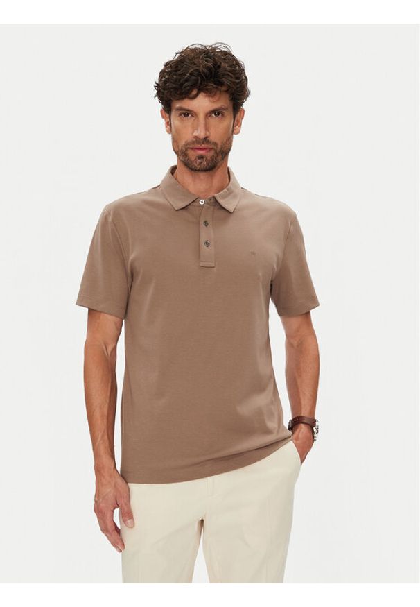 Michael Kors Polo CS15073C93 Brązowy Regular Fit. Typ kołnierza: polo. Kolor: brązowy. Materiał: bawełna