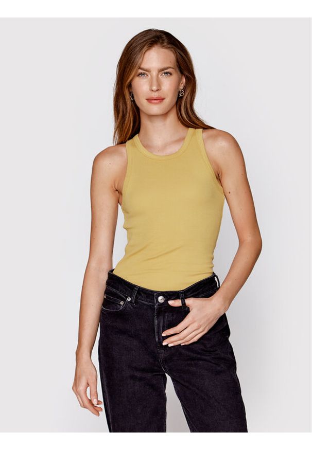Samsoe & Samsoe - Samsøe Samsøe Top Alexo F00001111 Brązowy Slim Fit. Kolor: brązowy. Materiał: bawełna