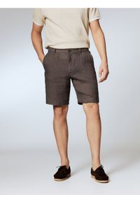 Reserved - Lniane szorty regular fit - brązowy. Kolor: brązowy. Materiał: len #1