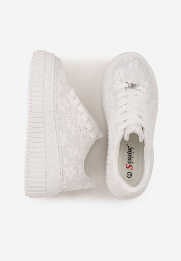 Born2be - Białe Sneakersy na Grubej Podeszwie Zdobione Koronką i Brokatem Relfi. Okazja: na spacer, na co dzień. Kolor: biały. Materiał: koronka. Wzór: aplikacja, koronka. Sport: turystyka piesza