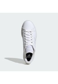 Adidas - Grand Court TD Lifestyle Court Casual Shoes. Okazja: na co dzień. Kolor: szary, biały, wielokolorowy. Materiał: materiał. Sport: turystyka piesza