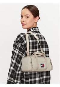 Tommy Jeans Torebka Tjm Heritage Micro Duffle 2L AM0AM10897 Beżowy. Kolor: beżowy. Materiał: materiał
