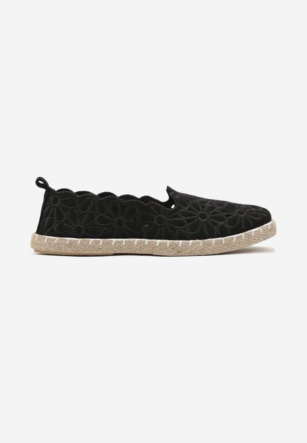 Renee - Czarne Plecione Espadryle Vices z Kwiatowym Motywem z Ażurowymi Wycięciami Honavia. Okazja: na spacer, na co dzień. Kolor: czarny. Materiał: jeans. Wzór: kwiaty, ażurowy. Styl: casual
