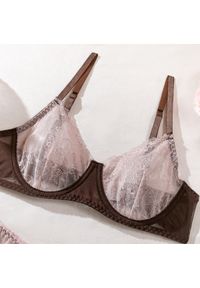 Intica - Zestaw bielizny z delikatnej koronki na specjalne okazje Eivor. Kolor: wielokolorowy. Materiał: koronka. Wzór: koronka #2