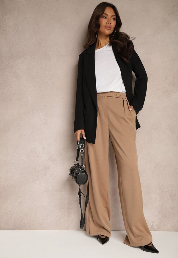 Renee - Ciemnobeżowe Spodnie z Wiskozą o Szerokim Kroju z Imitacją Kieszeni Zinnithria. Okazja: na co dzień. Kolor: beżowy. Materiał: wiskoza. Styl: elegancki, casual