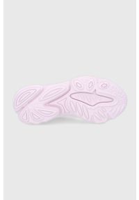 adidas Originals buty dziecięce Ozweego GW8060 kolor różowy. Nosek buta: okrągły. Zapięcie: sznurówki. Kolor: różowy. Materiał: materiał, guma, włókno #4