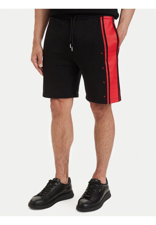 Hugo - HUGO Szorty sportowe Demsi 50563806 Czarny Relaxed Fit. Kolor: czarny. Materiał: bawełna. Styl: sportowy