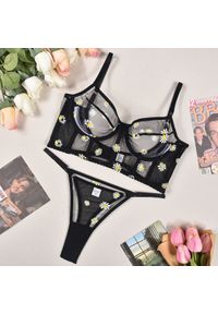 Intica - Komplet bieliźniarski z delikatnym wzorem i szerokimi ramiączkami Jeongeun. Kolor: czarny. Materiał: materiał