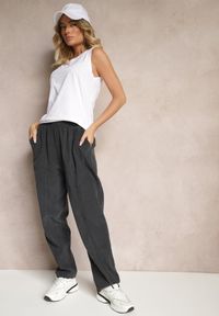 Renee - Ciemnoszare Bawełniane Spodnie High Waist w Klasycznym Stylu Arivora. Okazja: na co dzień. Stan: podwyższony. Kolor: szary. Materiał: bawełna. Styl: klasyczny #4