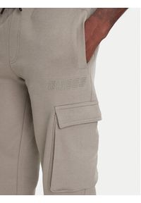 Guess Spodnie dresowe Z4YB08 KAIJ1 Khaki Regular Fit. Kolor: brązowy. Materiał: bawełna #5
