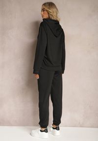 Renee - Czarny Klasyczny Komplet Dresowy z Bluzą Kangurką i Spodniami Typu Jogger Salevia. Kolor: czarny. Materiał: dresówka #5