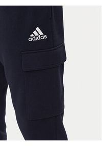 Adidas - adidas Spodnie dresowe Essentials HL2232 Granatowy Regular Fit. Kolor: niebieski. Materiał: bawełna #7