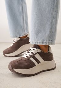 Renee - Brązowe Sneakersy ze Skóry Naturalnej na Platformie Cezella. Okazja: na co dzień. Kolor: brązowy. Materiał: skóra. Obcas: na platformie #5