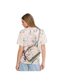 Torebka damska Anekke, na ramię z dekoracyjnym nadrukiem i metalowym logo zapinana na zamek z regulowanym paskiem oraz ozdobnym brelokiem, wielokolor. Wzór: nadruk. Dodatki: z breloczkiem. Styl: casual. Rodzaj torebki: na ramię #4