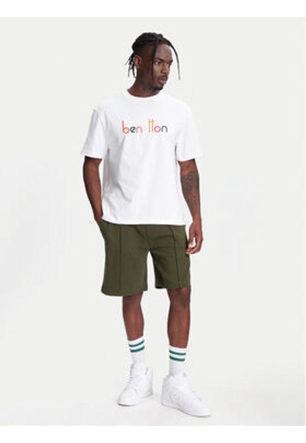 United Colors of Benetton - United Colors Of Benetton T-Shirt 3MI6U109O Biały Oversize. Kolor: biały. Materiał: bawełna
