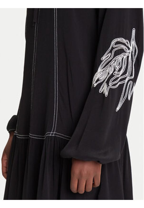 Desigual Sukienka codzienna Silvianegro 25WWVW19 Czarny Loose Fit. Okazja: na co dzień. Kolor: czarny. Materiał: wiskoza. Typ sukienki: proste. Styl: casual