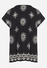 Born2be - Czarna Bluzka Boho z Wiskozą z Krótkim Rękawem i Wiązaniem przy Szyi Dannelle. Kolor: czarny. Materiał: wiskoza. Długość rękawa: krótki rękaw. Długość: krótkie. Styl: boho #7