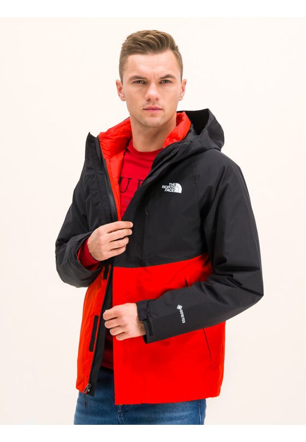 Kurtka outdoor The North Face. Kolor: czerwony. Sport: outdoor