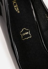 Born2be - Czarne Lakierowane Czółenka na Obcasie ze Skórzaną Wkładką Naorisa. Kolor: czarny. Materiał: skóra, lakier. Obcas: na obcasie. Styl: klasyczny. Wysokość obcasa: średni #6