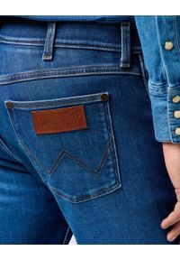 Wrangler - MESKIE SPODNIE WRANGLER GREENSBORO DANDELION SUMMER 112364419 #5