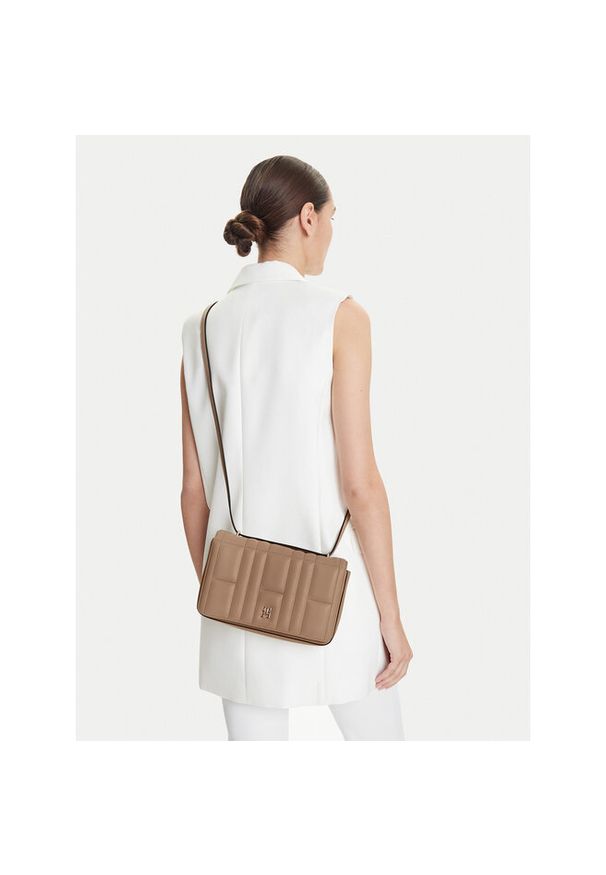 TOMMY HILFIGER - Torebka Tommy Hilfiger. Kolor: beżowy