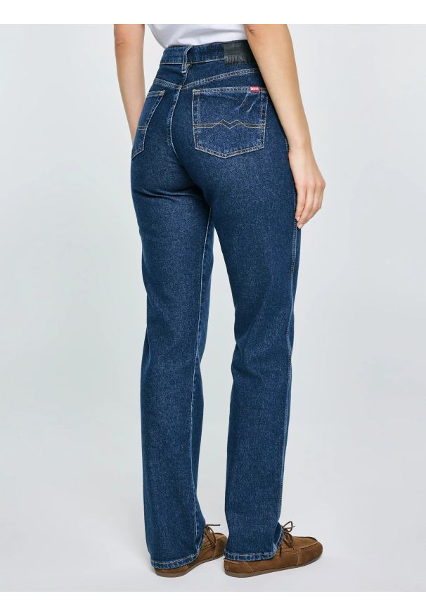 Big-Star - Jeansy damskie z prostą nogawką granatowe Myrra 545. Stan: podwyższony. Kolor: niebieski. Styl: elegancki, klasyczny