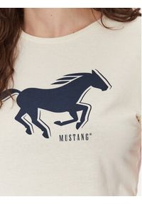 Mustang T-Shirt Loa 1016136 Écru Slim Fit. Materiał: bawełna