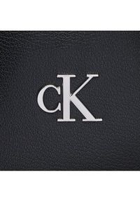 Calvin Klein Jeans Torebka Minimal Monogram Slim Tote34 K60K611501 Czarny. Kolor: czarny. Materiał: skórzane