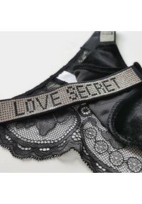 Intica - Bikini koronkowe z elastycznym wykończeniem czarne Barteldina. Kolor: czerwony. Materiał: koronka. Wzór: koronka #4