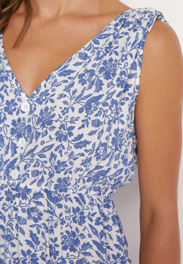 Born2be - Niebiesko-Biała Bawełniana Sukienka na Ramiączkach ze Ściągaczami i Guzikami z Gumką w Talii Tesria. Okazja: na spacer. Typ kołnierza: dekolt w kształcie V. Kolor: niebieski. Materiał: bawełna. Długość rękawa: na ramiączkach. Sezon: lato. Styl: elegancki