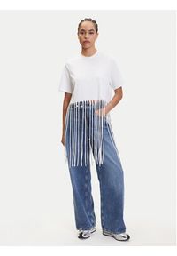 only - ONLY T-Shirt Zinna 15325262 Biały Regular Fit. Kolor: biały. Materiał: bawełna