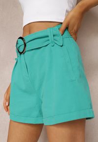 Renee - Niebieskie Szorty High Waist z Bawełny Ozdobione Paskiem z Klamrą Dasslina. Stan: podwyższony. Kolor: niebieski. Materiał: bawełna. Wzór: aplikacja