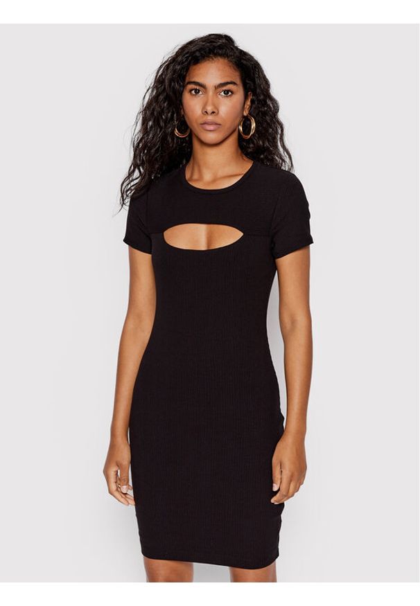 Guess Sukienka dzianinowa Lana WBYK95 KB9E2 Czarny Slim Fit. Kolor: czarny. Materiał: wiskoza