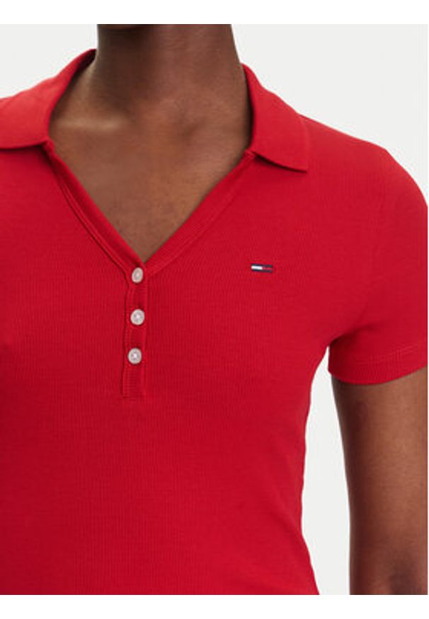 Tommy Jeans Sukienka codzienna DW0DW21172 Czerwony Regular Fit. Okazja: na co dzień. Kolor: czerwony. Materiał: bawełna. Typ sukienki: proste. Styl: casual