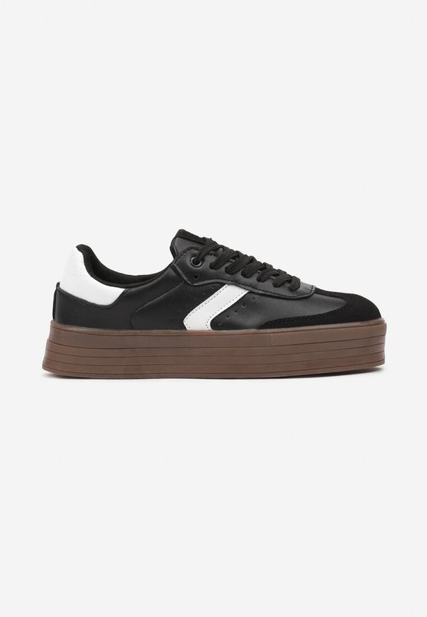 Renee - Czarne Sneakersy na Niskiej Platformie z Ekozamszowymi Wstawkami Irisca. Okazja: na co dzień. Nosek buta: okrągły. Kolor: czarny. Materiał: jeans. Wzór: kolorowy. Sezon: wiosna, lato. Obcas: na platformie