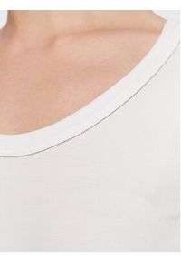 Fabiana Filippi T-Shirt JEDP02W125 Biały Regular Fit. Kolor: biały. Materiał: bawełna #4