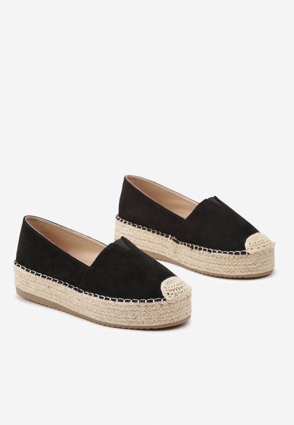 Born2be - Czarne Espadryle na Plecionej Podeszwie z Ozdobnymi Noskami Litherise. Okazja: na co dzień. Kolor: czarny. Materiał: len. Wzór: aplikacja. Sezon: lato. Styl: elegancki, casual
