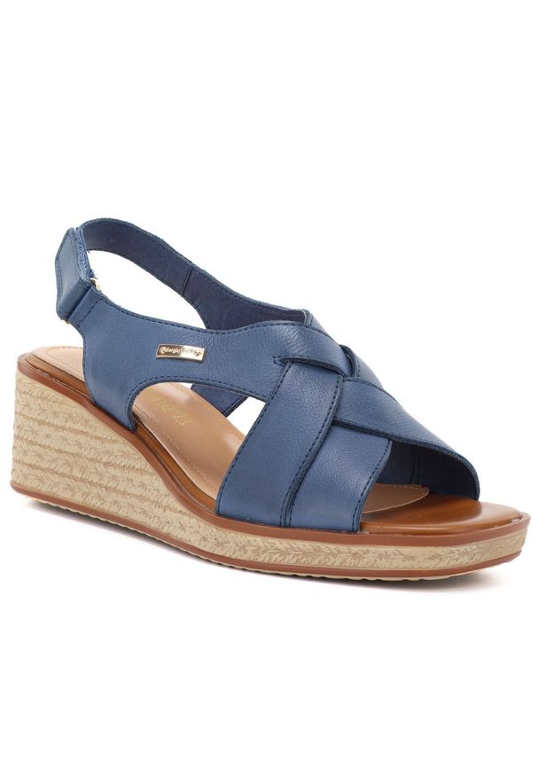Skórzane sandały damskie na koturnie granatowe Sergio Leone SK297. Kolor: niebieski. Materiał: skóra. Obcas: na koturnie