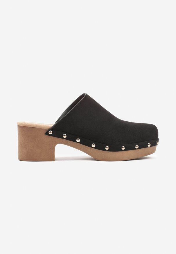 Renee - Czarne Klapki Drewniaki Typu Mule na Słupku Zdobione Nitami Hlerra. Okazja: na co dzień. Kolor: czarny. Materiał: jeans. Wzór: aplikacja. Obcas: na słupku. Styl: klasyczny, elegancki, casual. Wysokość obcasa: średni
