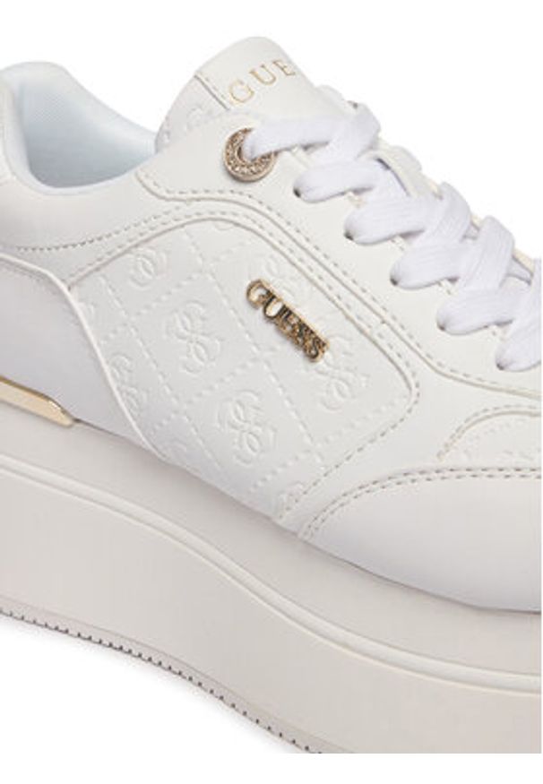 Guess Sneakersy 180262 Biały. Kolor: biały. Materiał: skóra