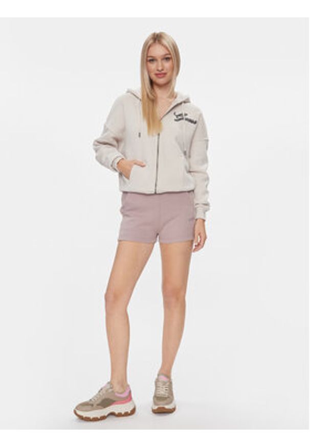 Guess Szorty sportowe Britney V3GD13 KB3P2 Beżowy Loose Fit. Kolor: beżowy. Materiał: syntetyk