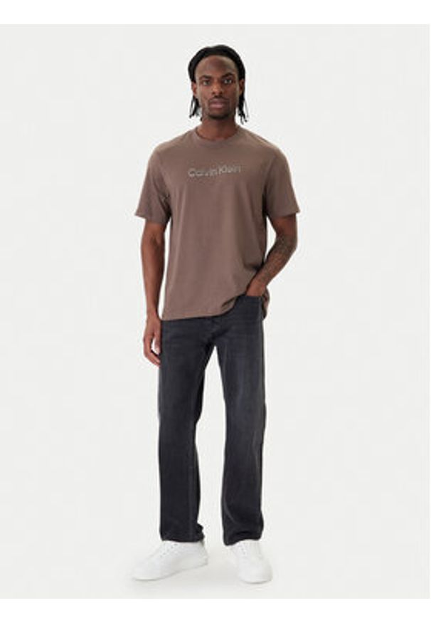 Calvin Klein T-Shirt LV04LF813G Beżowy Regular Fit. Kolor: beżowy. Materiał: bawełna