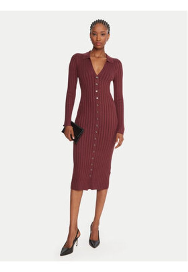 Guess Sukienka dzianinowa W5BK60 Z2YJ2 Brązowy Slim Fit. Kolor: brązowy. Materiał: wiskoza