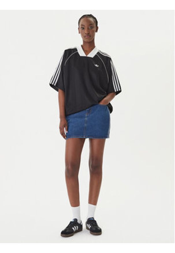 Adidas - adidas Spódnica jeansowa 3-Stripes KD2901 Niebieski Regular Fit. Kolor: niebieski. Materiał: bawełna