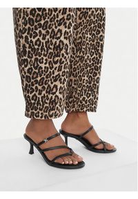 Juicy Couture Japonki CEO-CWBFS20-50 Czarny. Kolor: czarny. Materiał: skóra #2