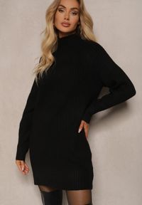 Renee - Czarna Pudełkowa Sukienka Sweterkowa Półgolf z Wełną Norawen. Okazja: na co dzień. Kolor: czarny. Materiał: wełna. Styl: klasyczny, casual #3