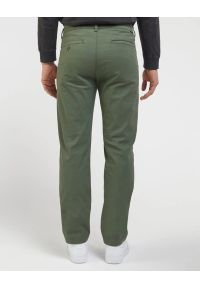 Lee - MESKIE SPODNIE REGULAR CHINO OLIVE GROVE 112342928 #4
